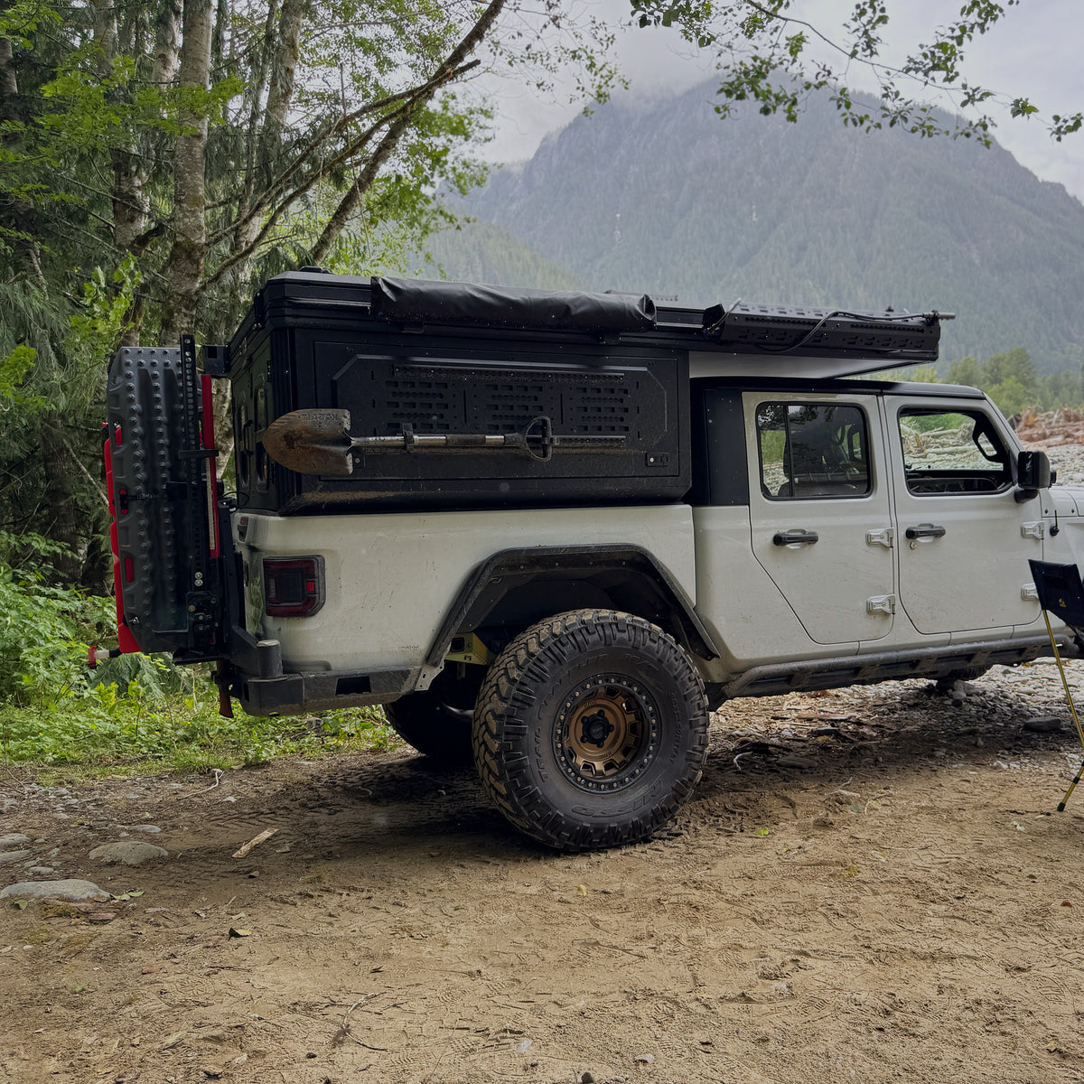 Summit Camper