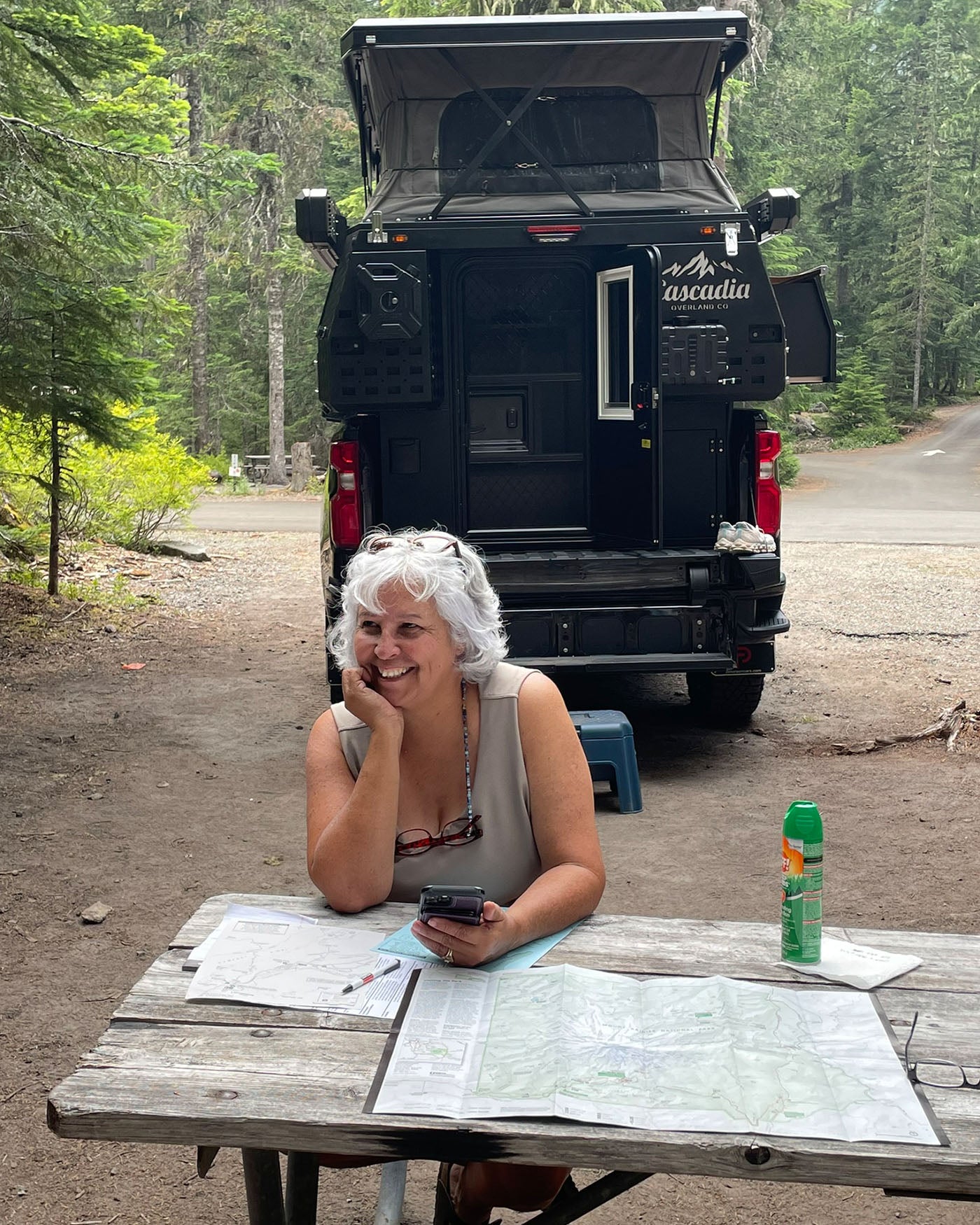 Apex camper closed on a truck