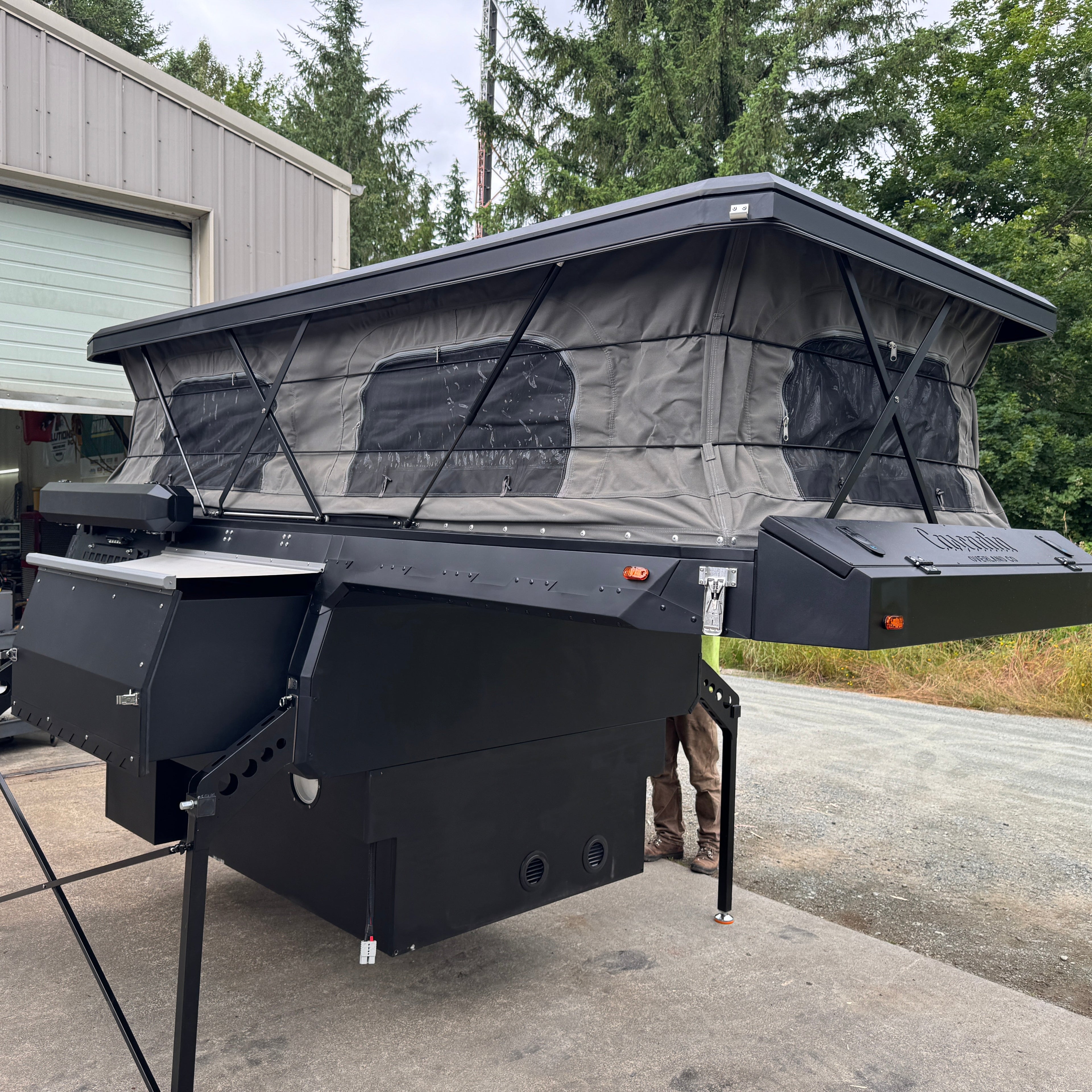 cascadia overland co apex camper on jacks not in truck bed