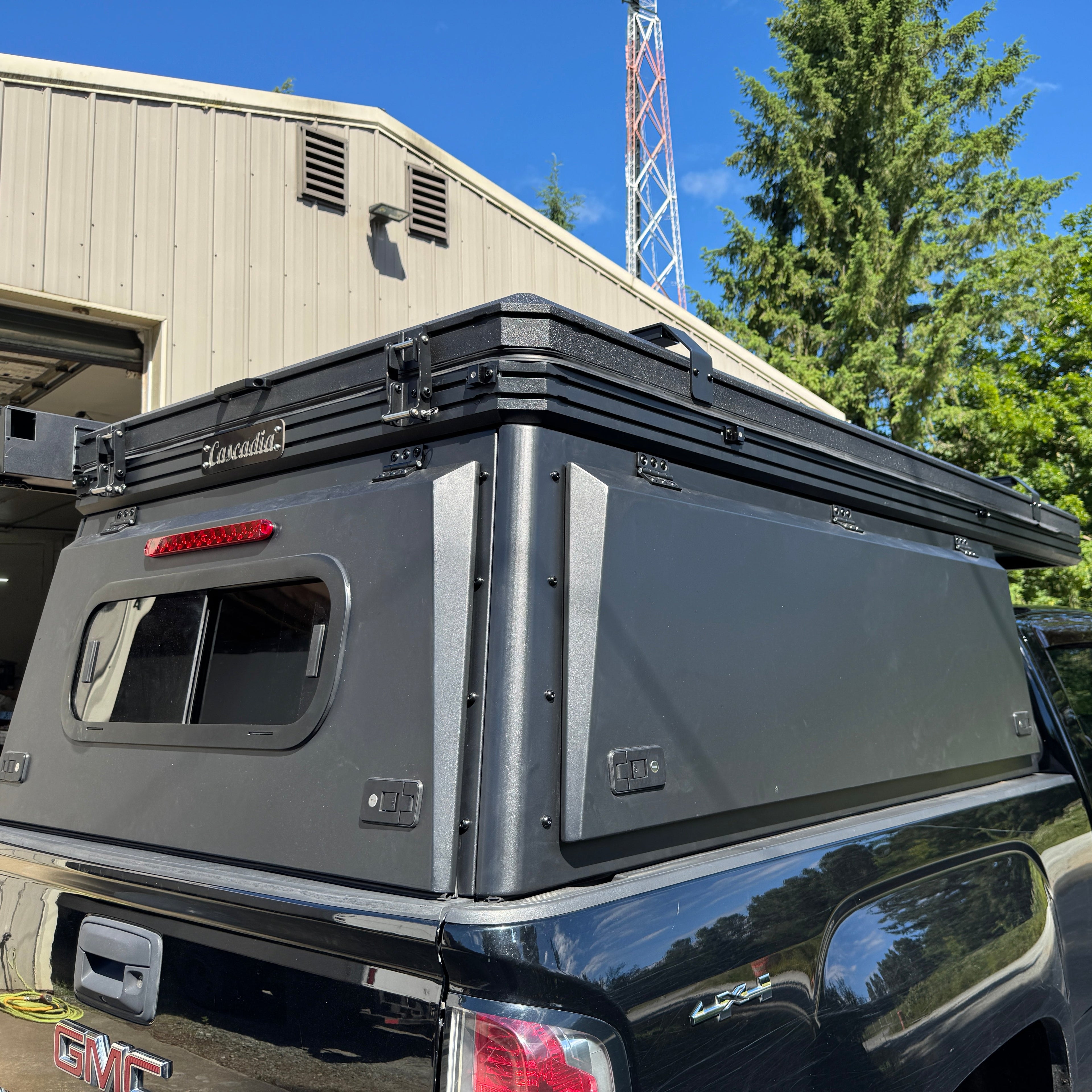 Frontier Camper