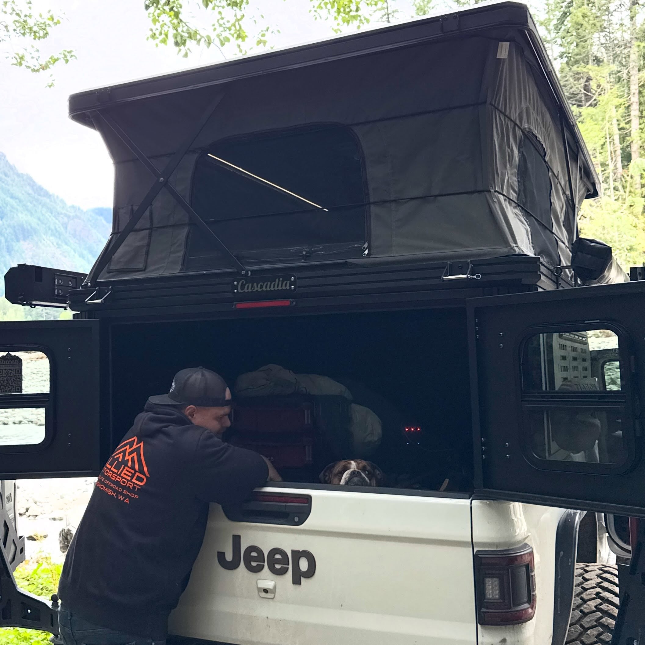 Summit Camper